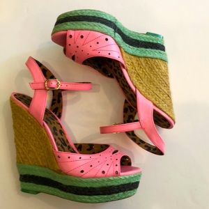 Adorable Wedges